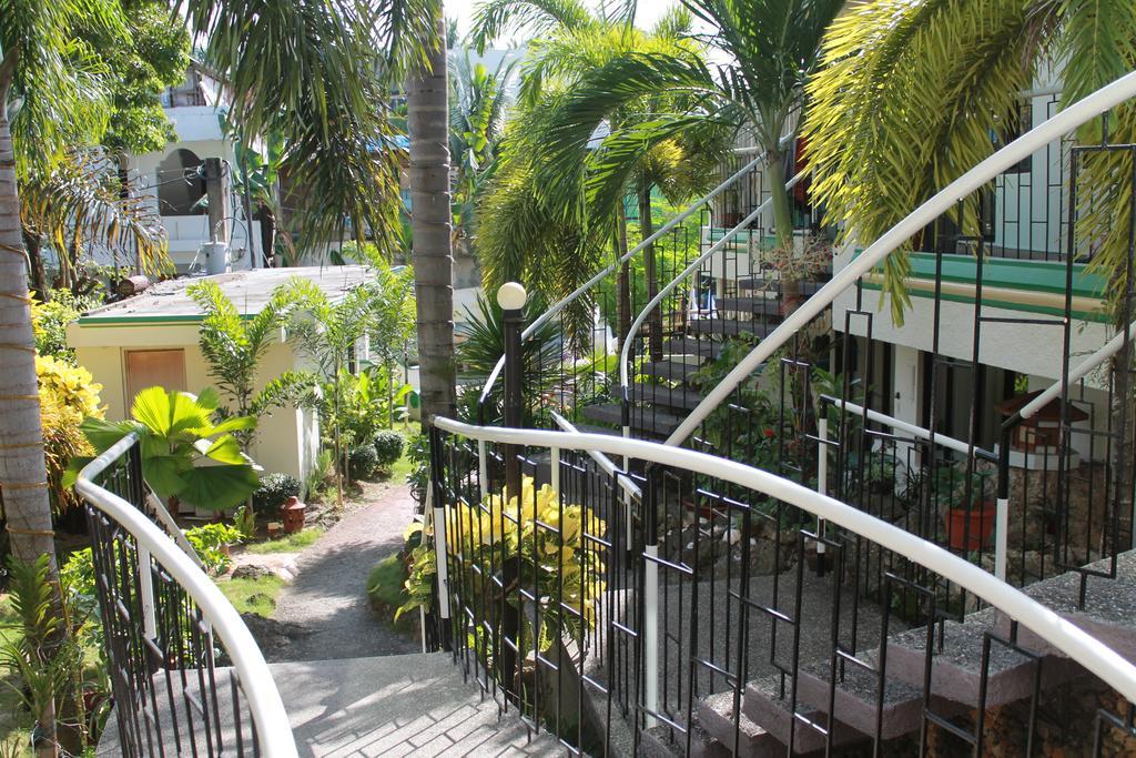 Turtle Inn Resort Manoc-Manoc Eksteriør billede