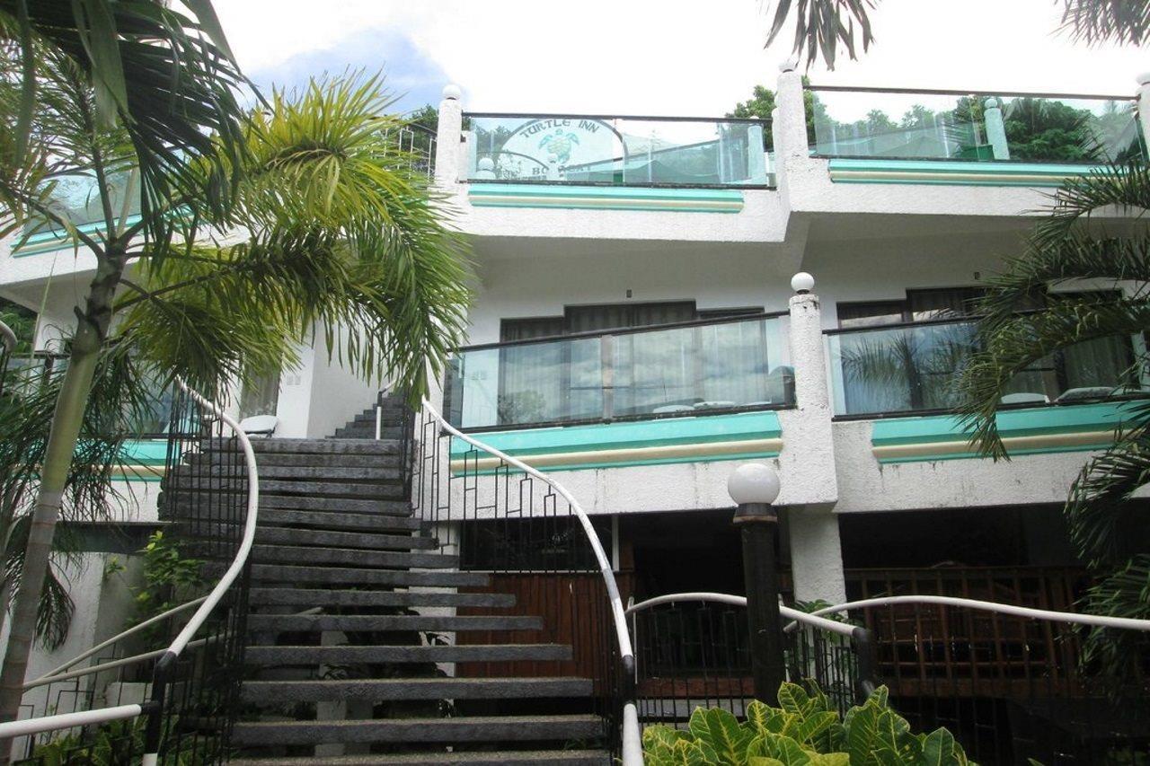 Turtle Inn Resort Manoc-Manoc Eksteriør billede