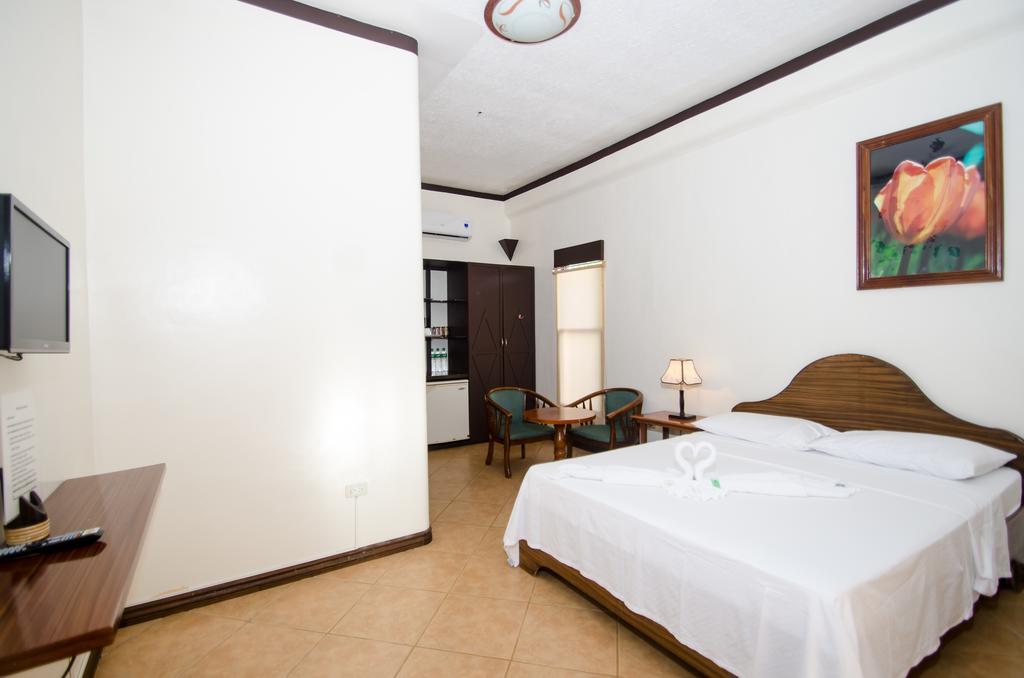 Turtle Inn Resort Manoc-Manoc Eksteriør billede